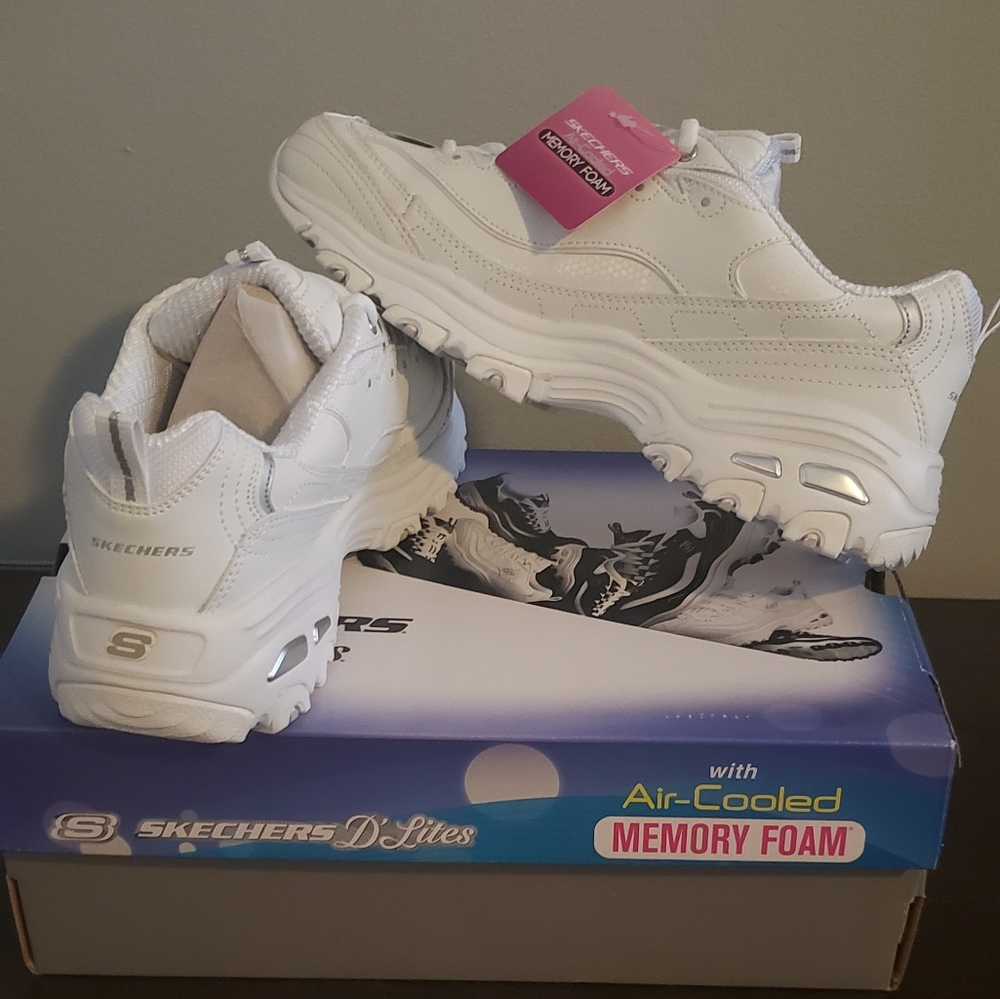 NIB WOMEN'S SKECHERS D'LITES FRESH START 11931 SNEAKERS